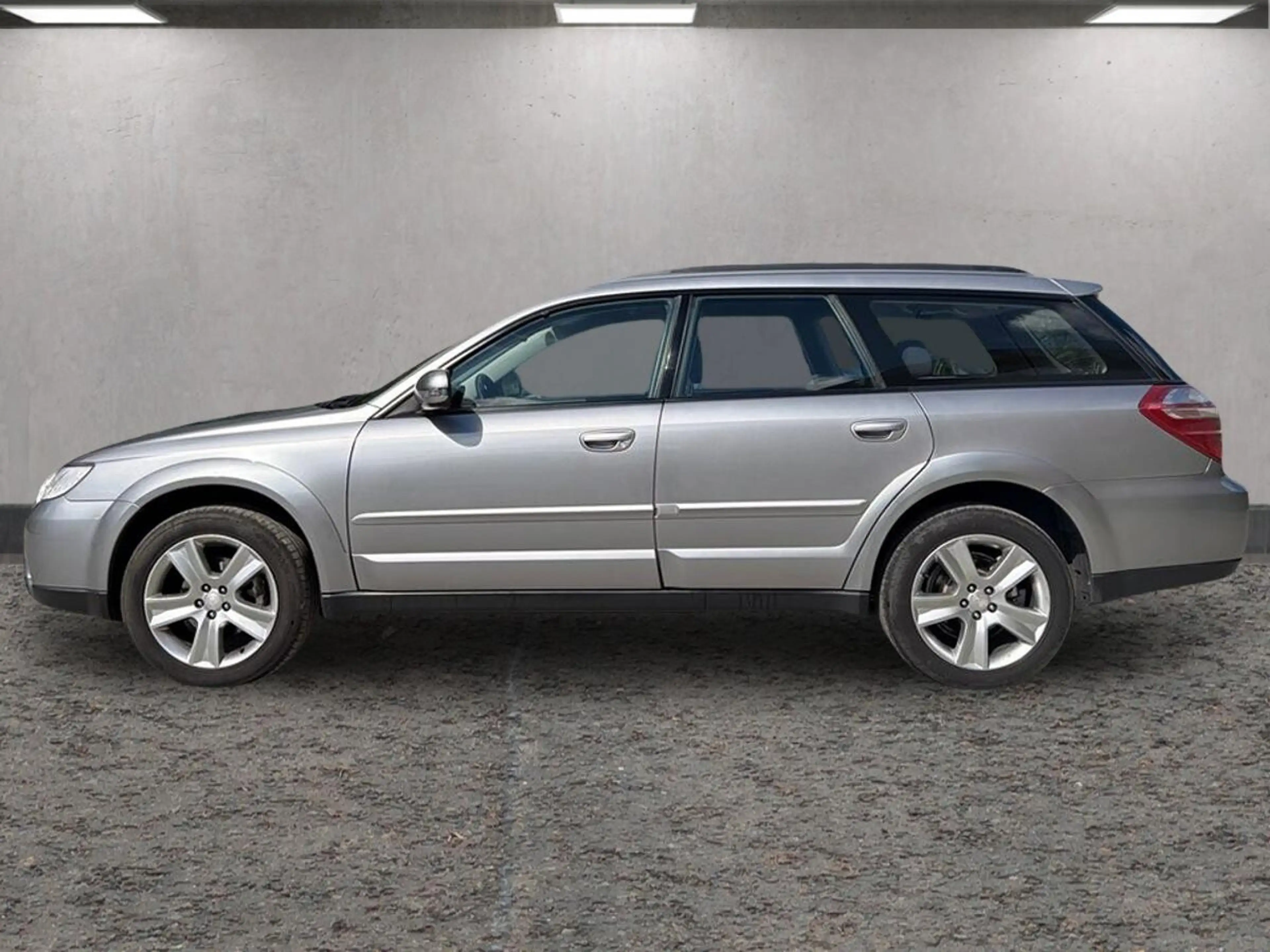 Subaru OUTBACK Outback Touring Wagon 2,0 D Comfort AWD — photo 2