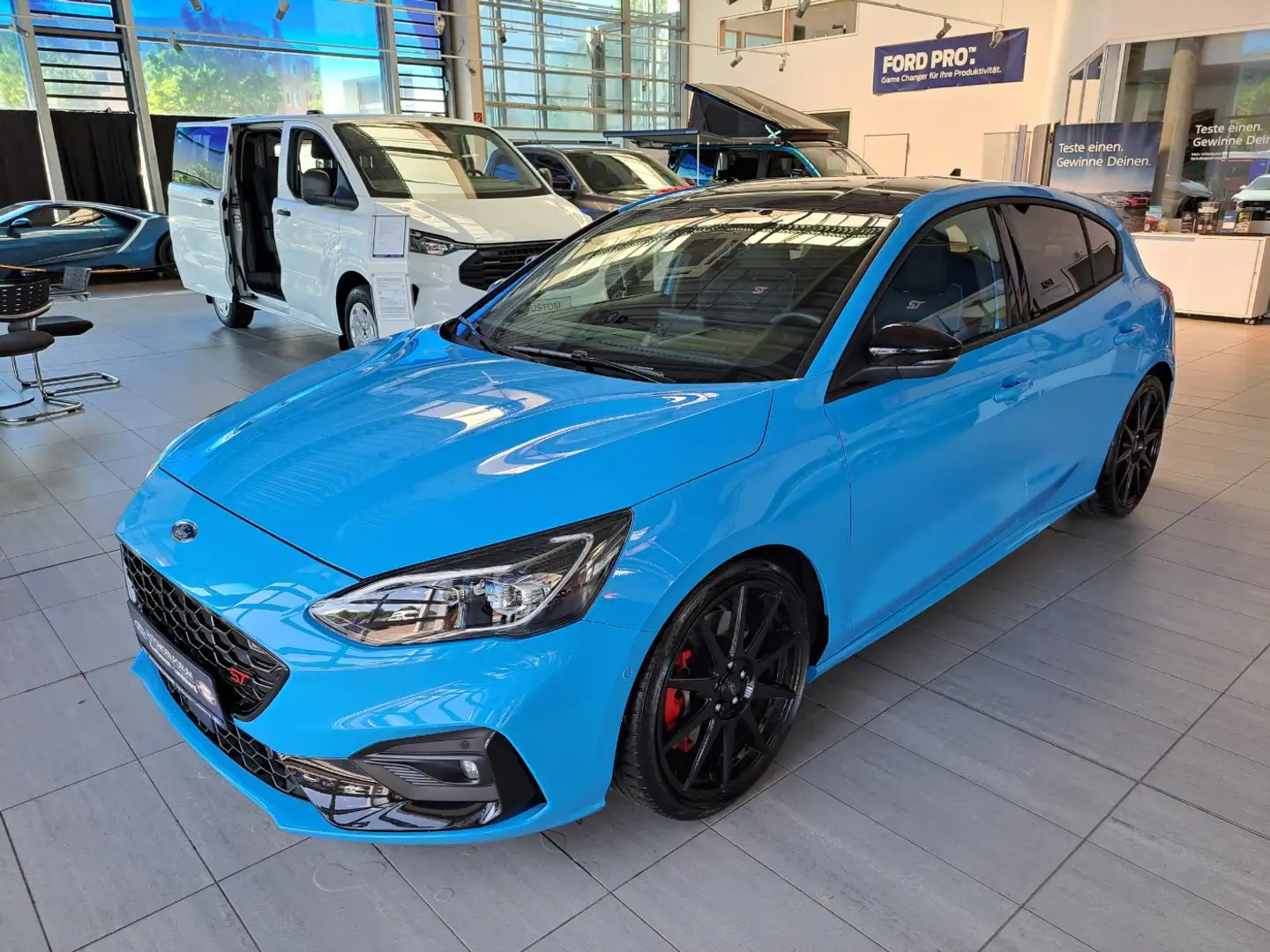 Ford Focus ST 2.3 EcoBoost LED Navi RFK ACC SHZ Blau - 2