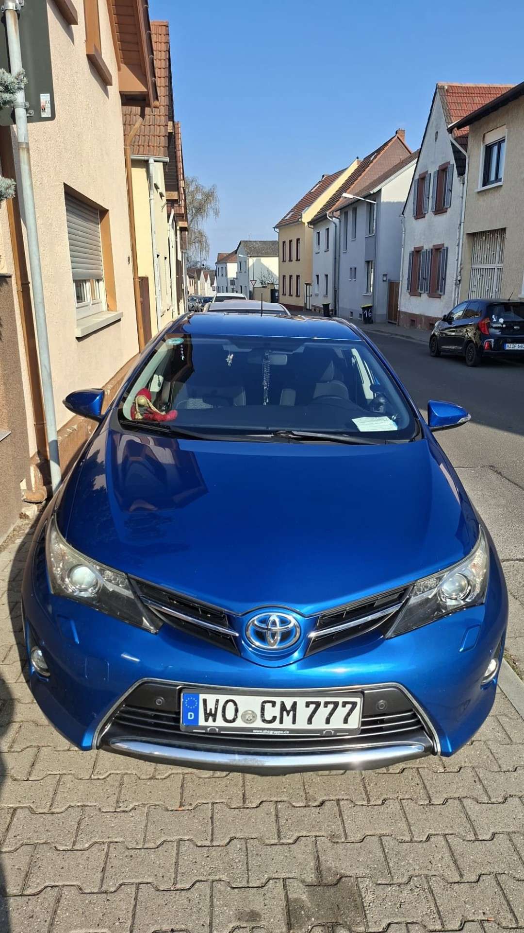 Second hand Toyota Auris 1.8