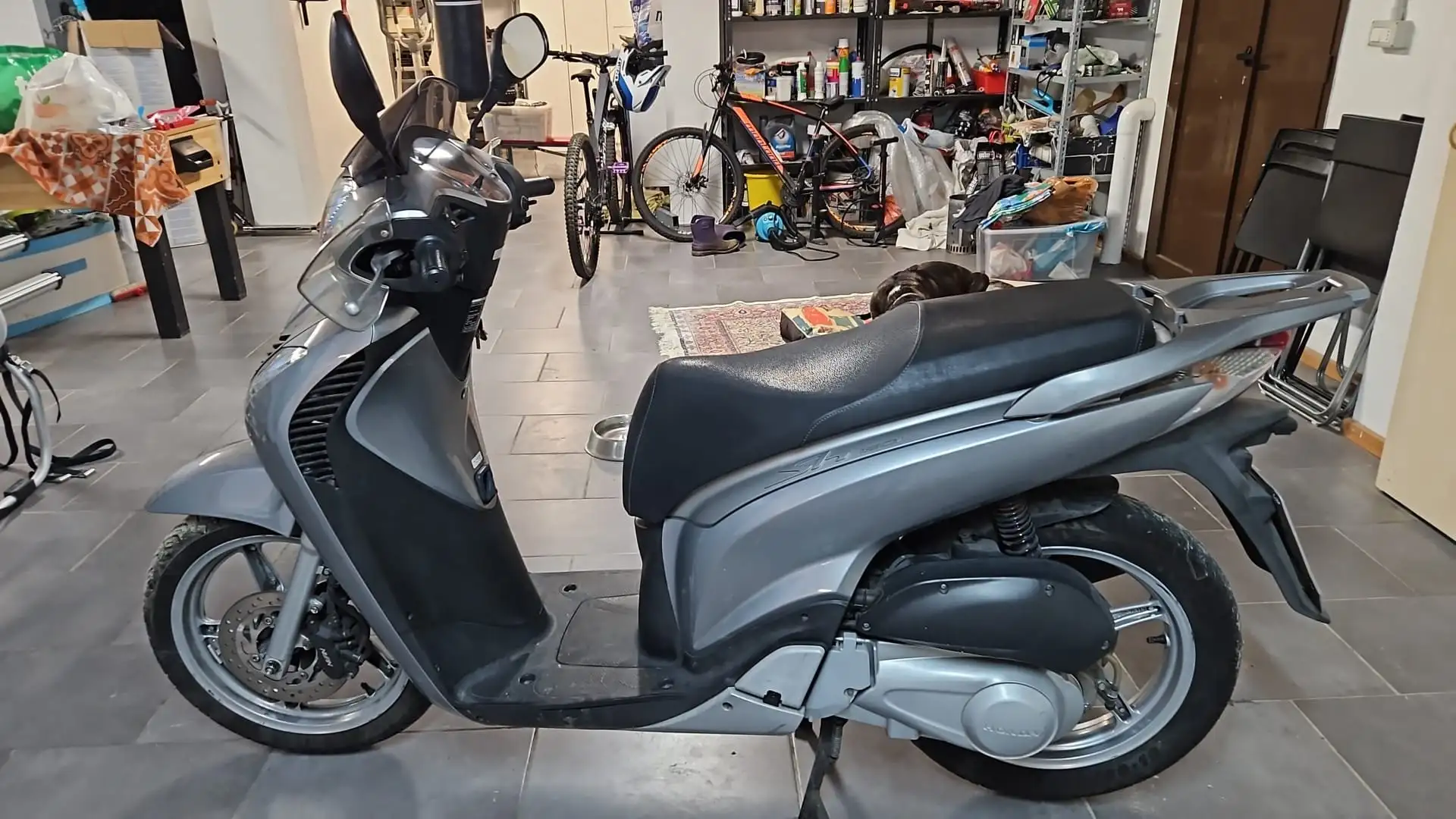 Honda SH 150 Szary - 2