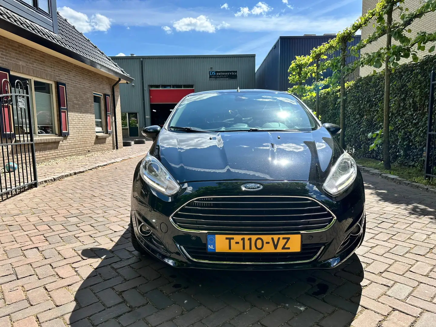 Ford Fiesta 1.0 EcoBoost Titanium Schwarz - 2