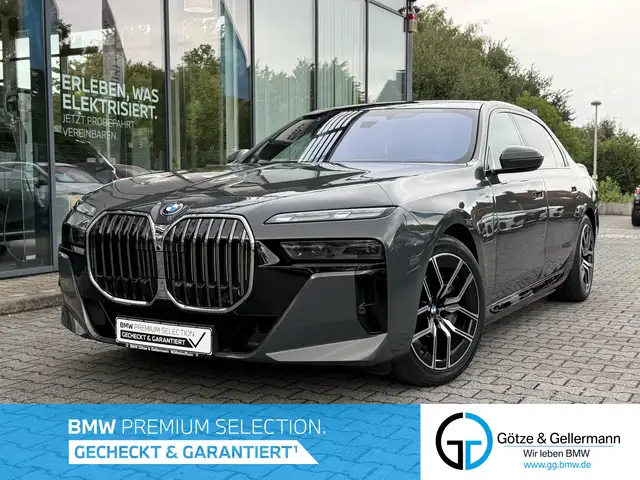 BMW 750