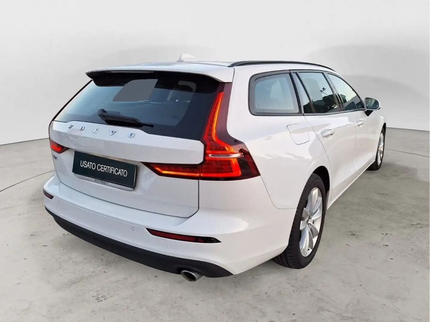 Volvo V60 D3 150 CV Automatica NAVI LED Business Plus Biały - 2