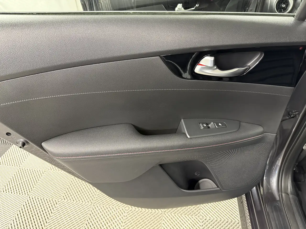 Kia Forte снимка Kia Forte