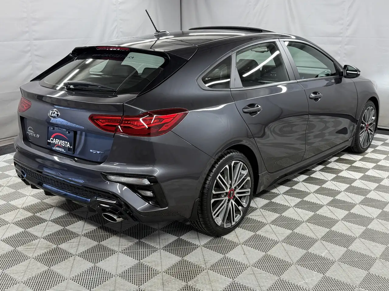 Kia Forte снимка Kia Forte