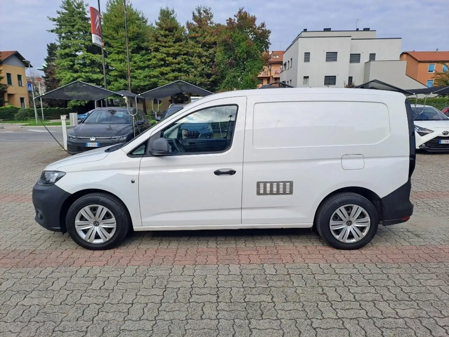 Volkswagen Caddy 2.0 TDI 122 CV 4x4 Allestito Officina Mobile Blanc - 2