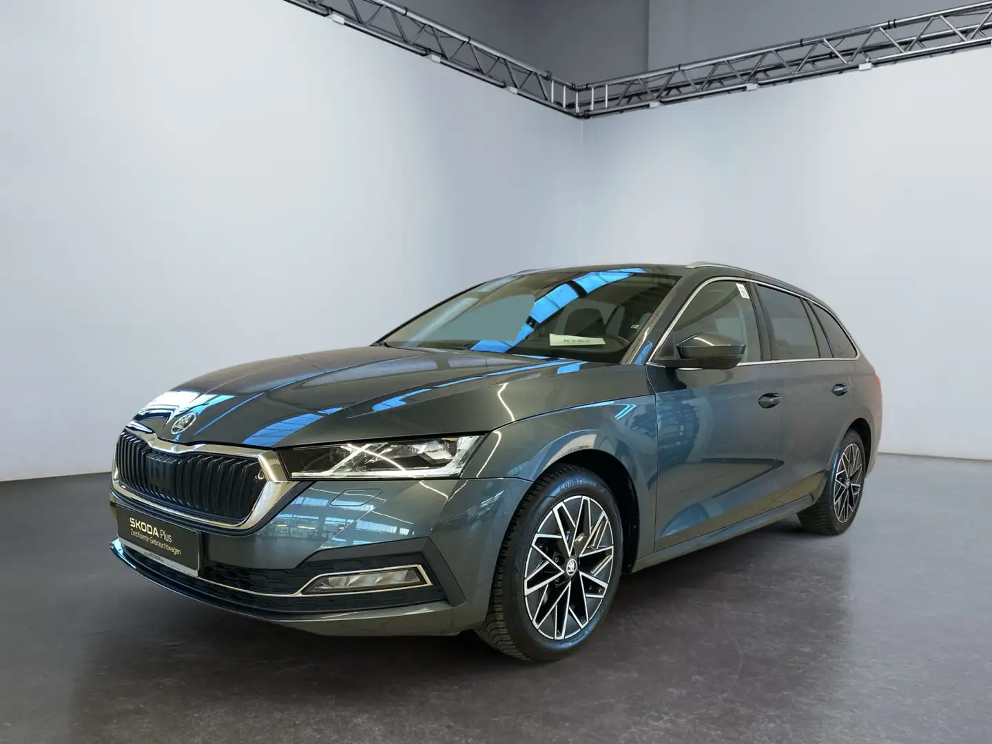 Skoda Octavia Combi Style 2.0 TDI DSG Navi LED TWA LMF Grau - 2