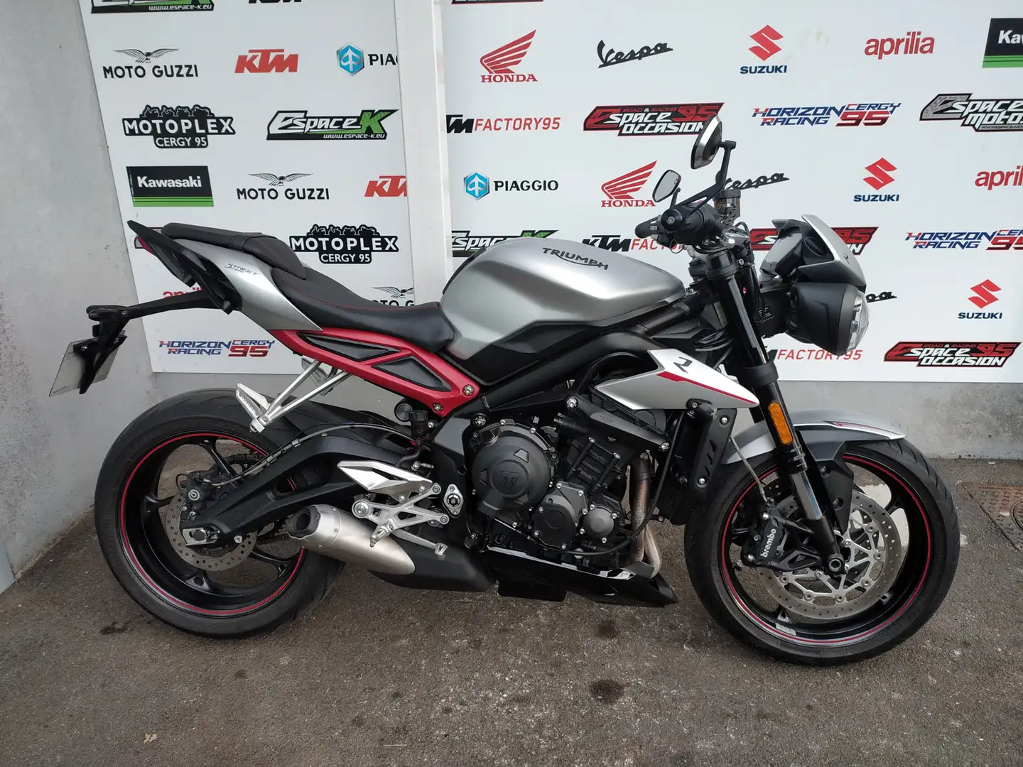 Triumph Street Triple 765 - 1