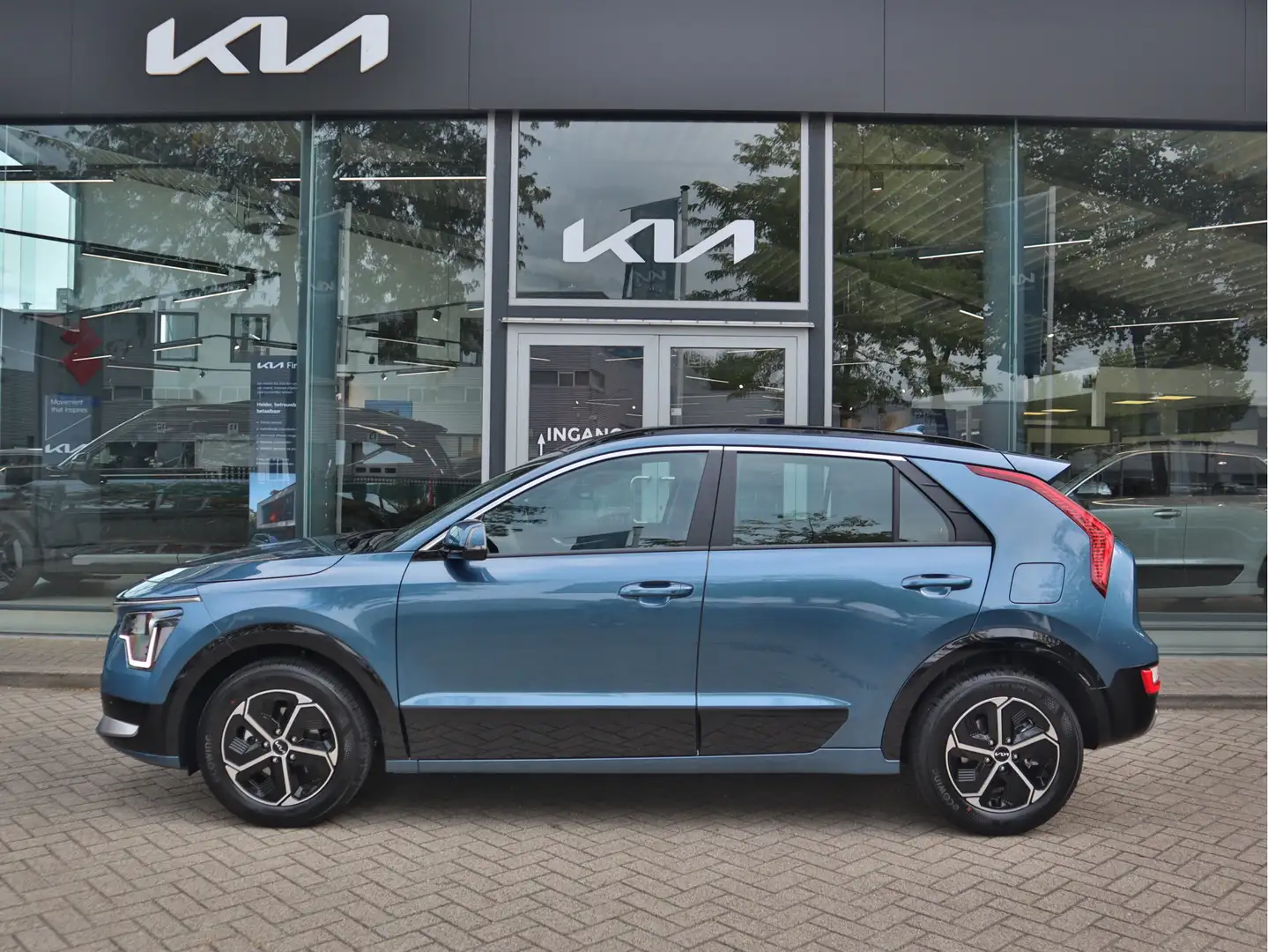 Kia Niro 1.6 GDi Hybrid DynamicLine Nieuw uit voorraad leve Bleu - 2