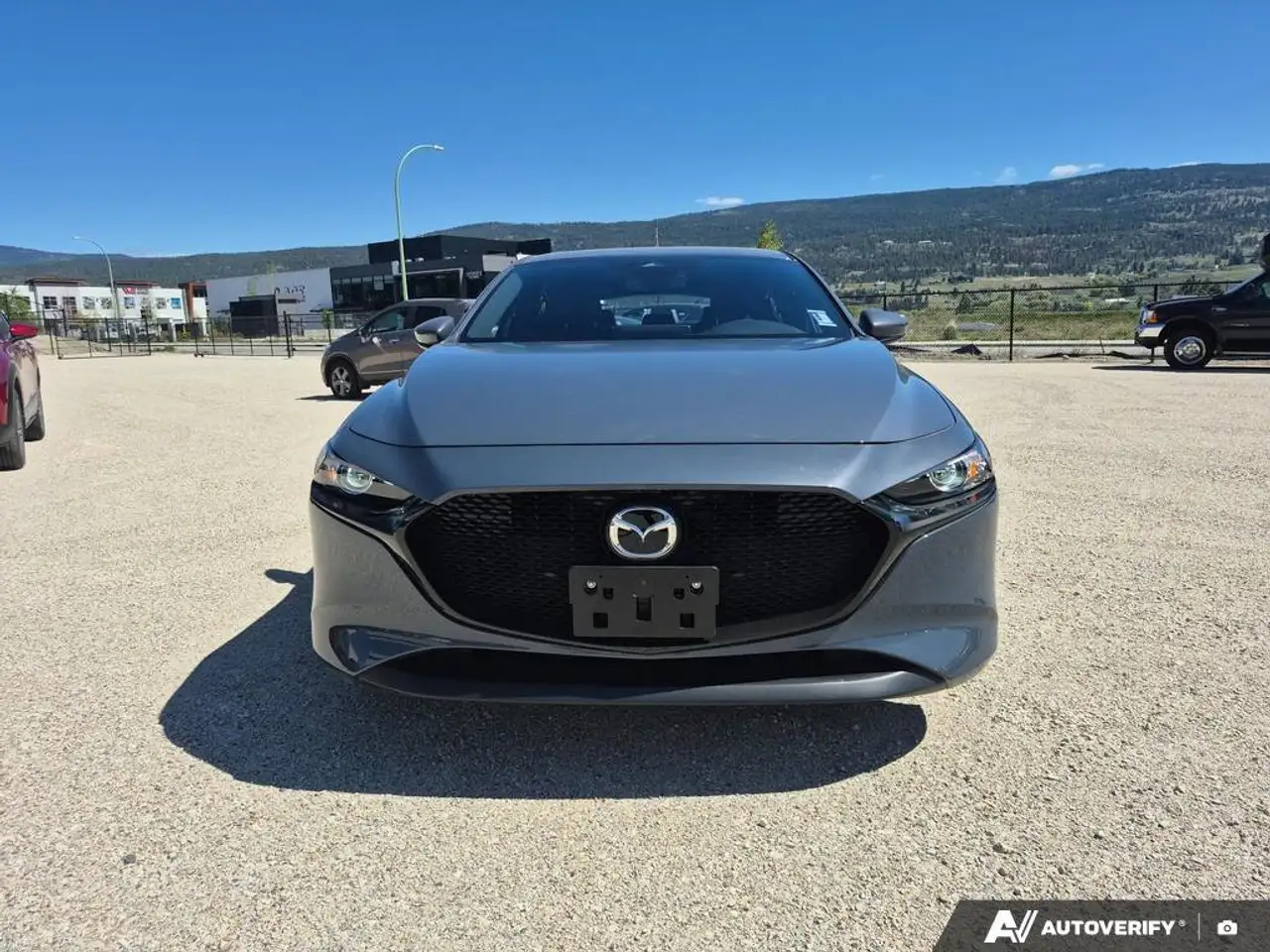 Mazda 3 снимка Mazda 3