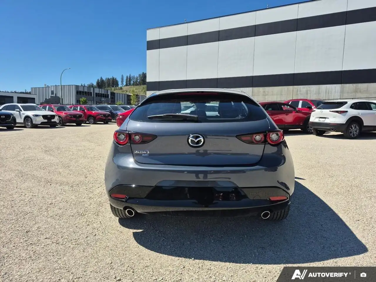 Mazda 3 снимка Mazda 3
