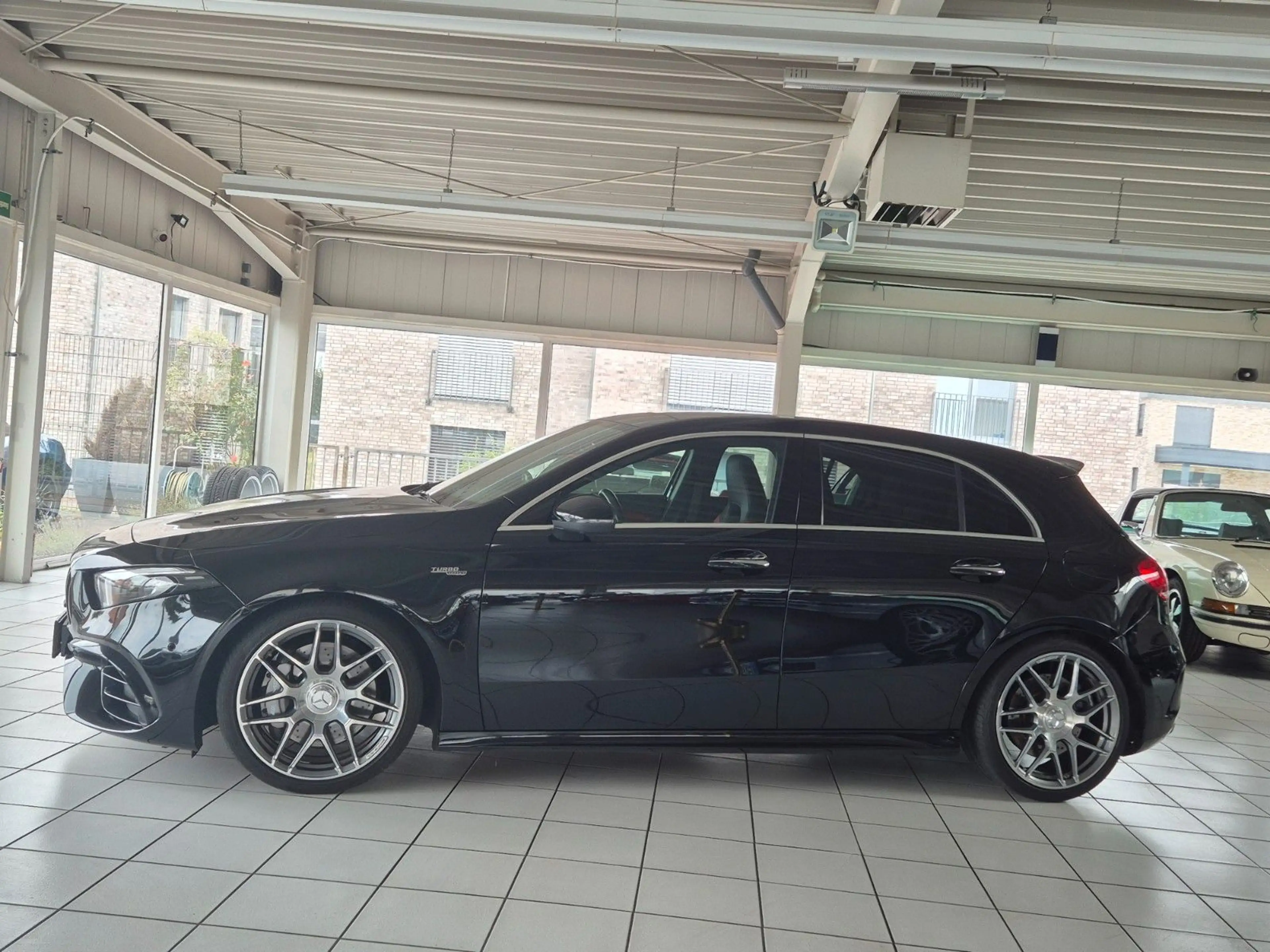 Mercedes-Benz A 45 AMG /1. Hand/Erstlack/Bestzustand — photo 4