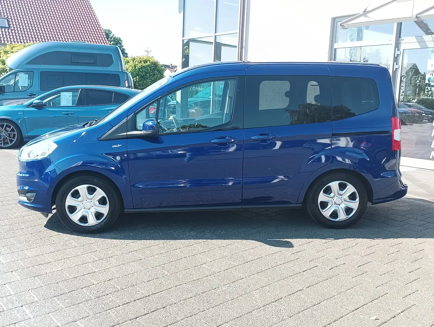 Ford Tourneo Courier Trend Azul - 2