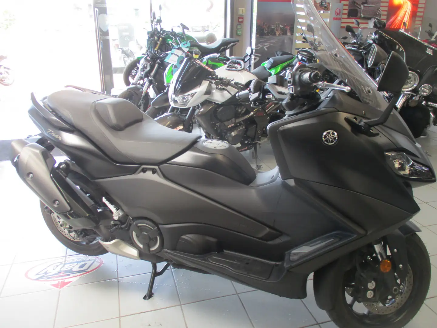 Yamaha TMAX 560 Nero - 1