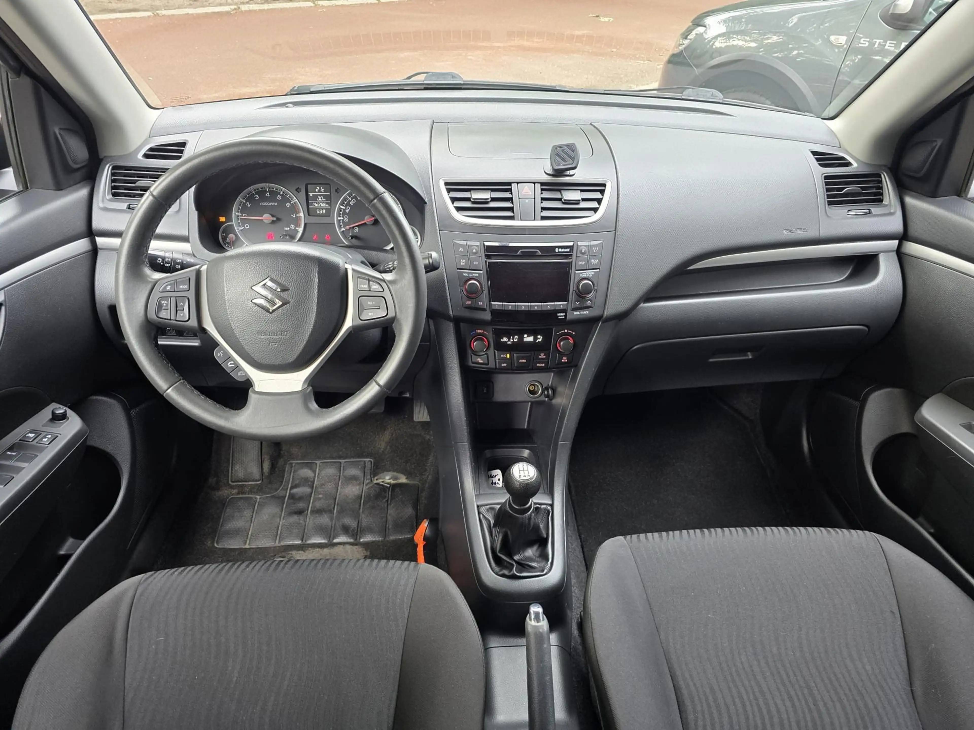 Suzuki Swift 1.2 Exclusive EASSS | 1E EIGENAAR|3/6 OF 12MND GAR — photo 22
