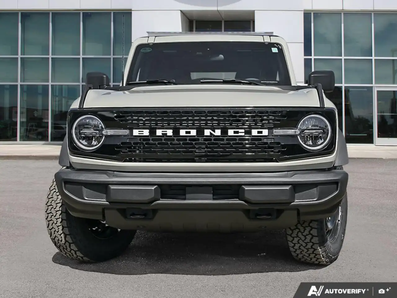 Ford Bronco снимка Ford Bronco