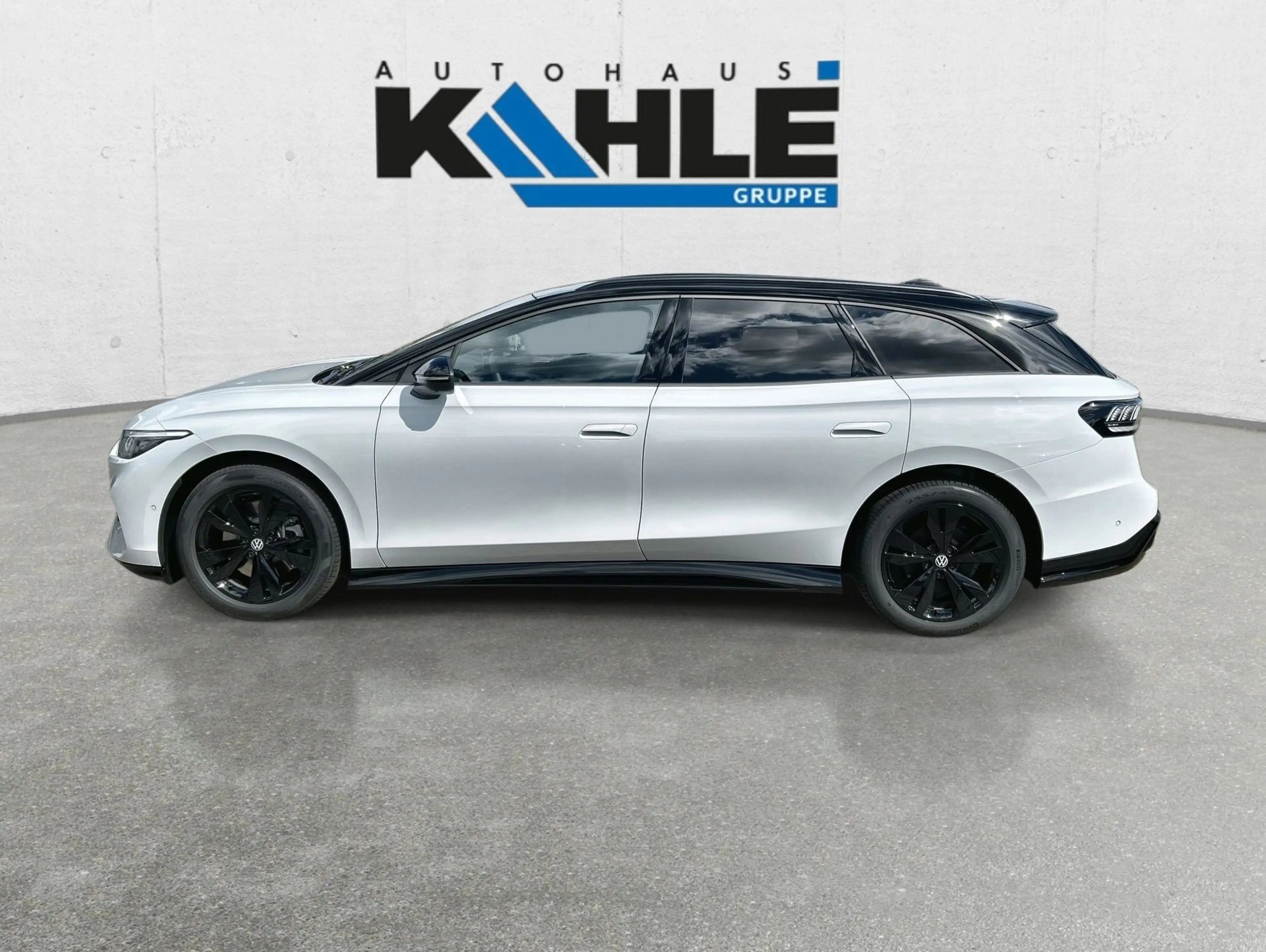 Volkswagen ID.7 Tourer Pro 77 kWh BlackStyle Pano Wärmepumpe AHK — photo 5