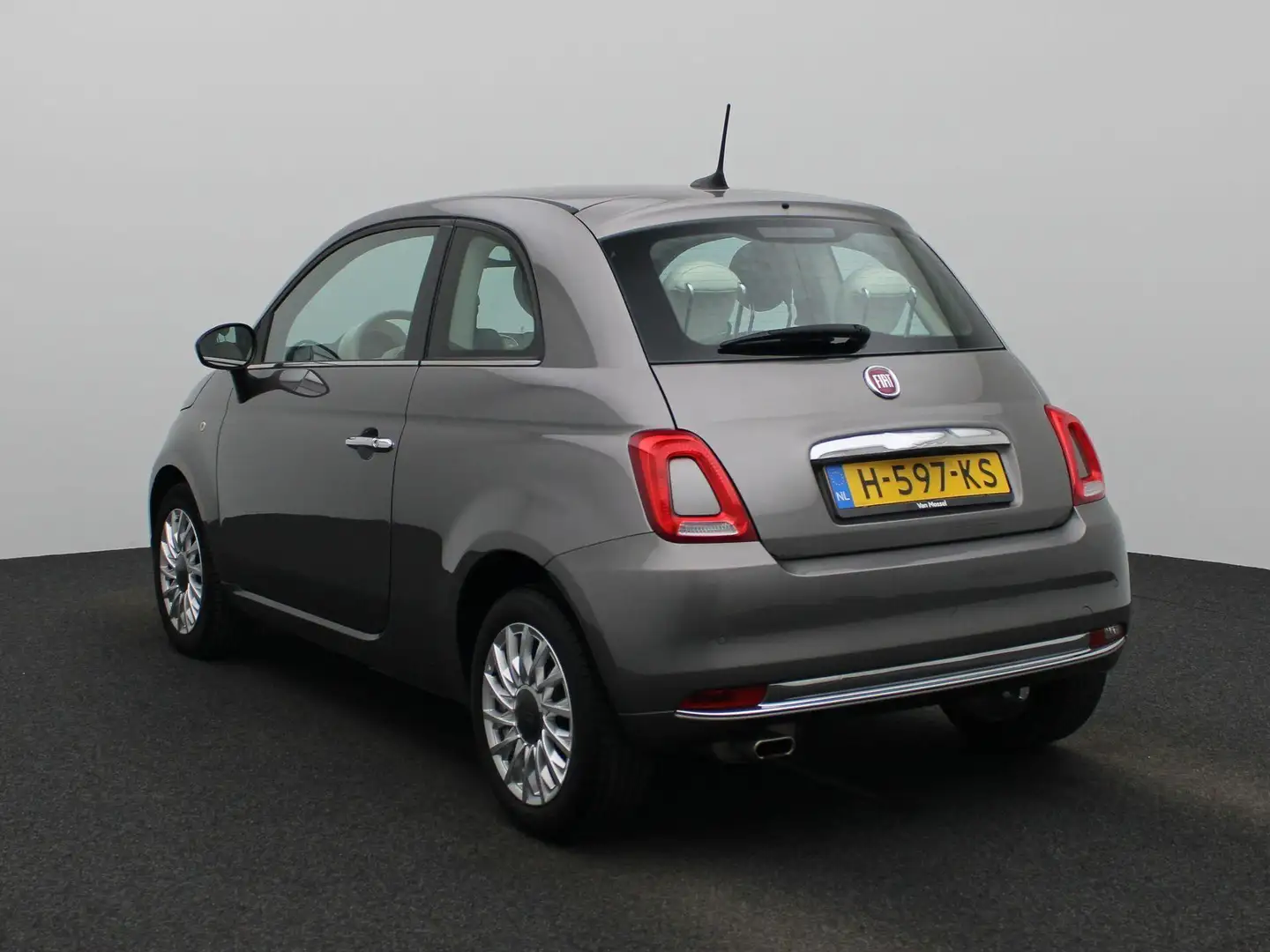 Fiat 500 1.2 Lounge | NAVIGATIE | AIRCO | CRUISE CONTROL | Grijs - 2