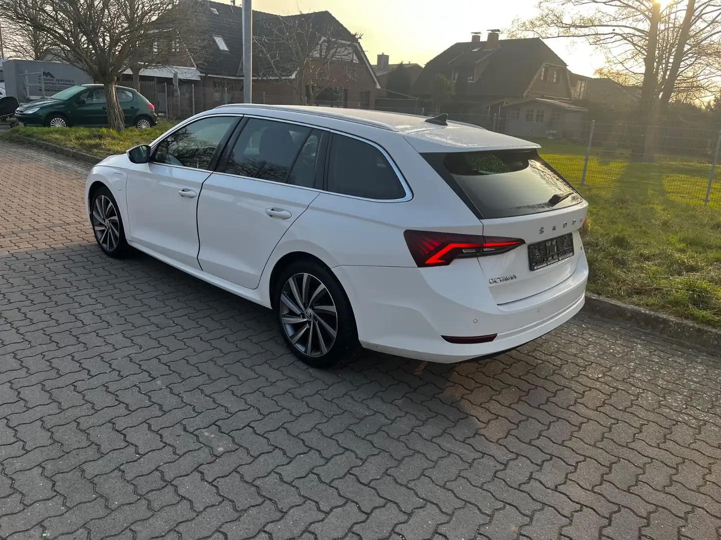 Skoda Octavia Combi Style iV 1.Hand 117TKM Scheckheft Bianco - 2