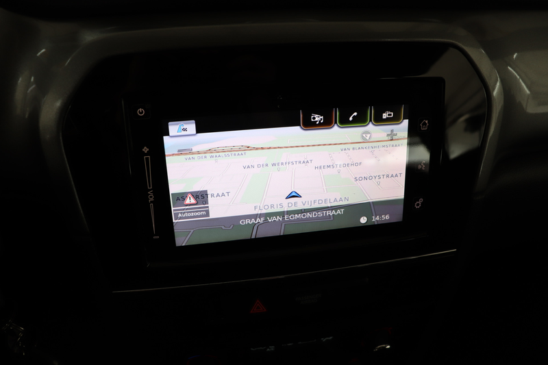 Suzuki Vitara 1.6 Exclusive Automaat. Eerste eigenaar, dealerond — photo 21
