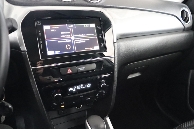 Suzuki Vitara 1.6 Exclusive Automaat. Eerste eigenaar, dealerond — photo 19