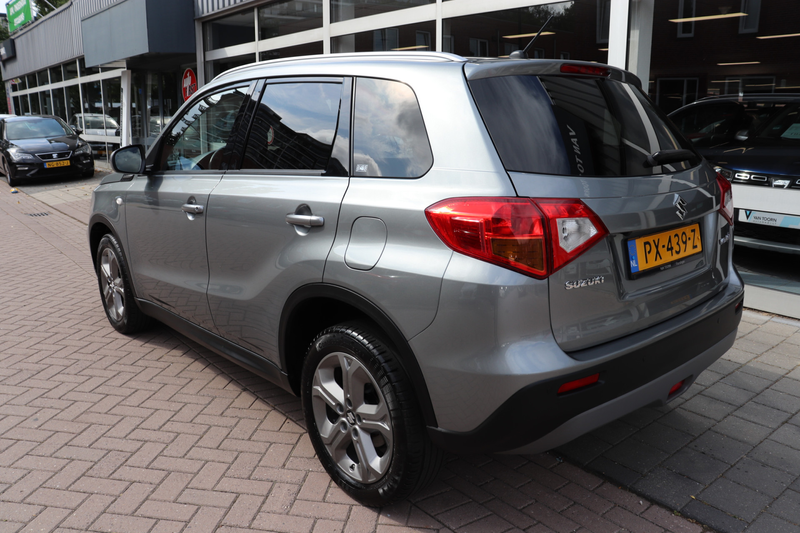 Suzuki Vitara 1.6 Exclusive Automaat. Eerste eigenaar, dealerond — photo 7