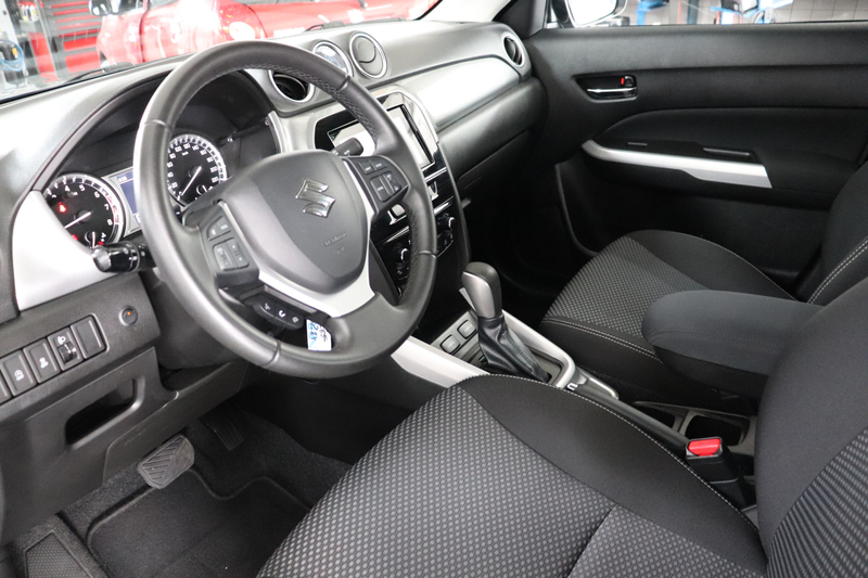 Suzuki Vitara 1.6 Exclusive Automaat. Eerste eigenaar, dealerond — photo 16