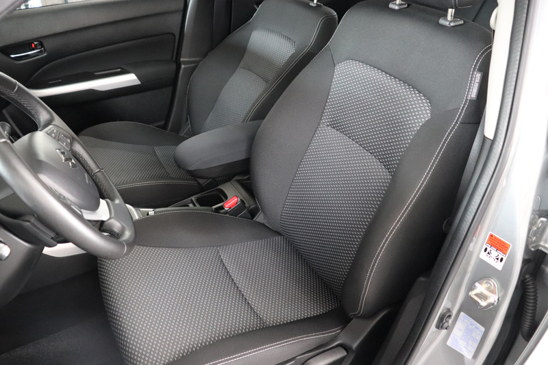 Suzuki Vitara 1.6 Exclusive Automaat. Eerste eigenaar, dealerond — photo 13