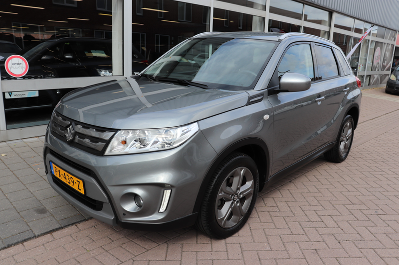 Suzuki Vitara 1.6 Exclusive Automaat. Eerste eigenaar, dealerond — photo 3