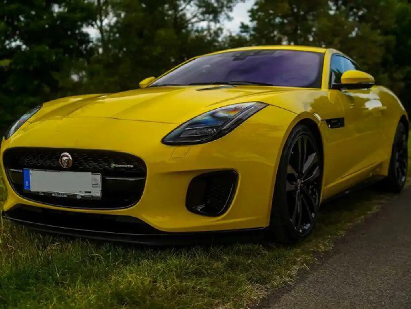 Jaguar F-Type F-Type Coupe 3.0 V6 s/c Chequered Flag awd 380 Oro - 2