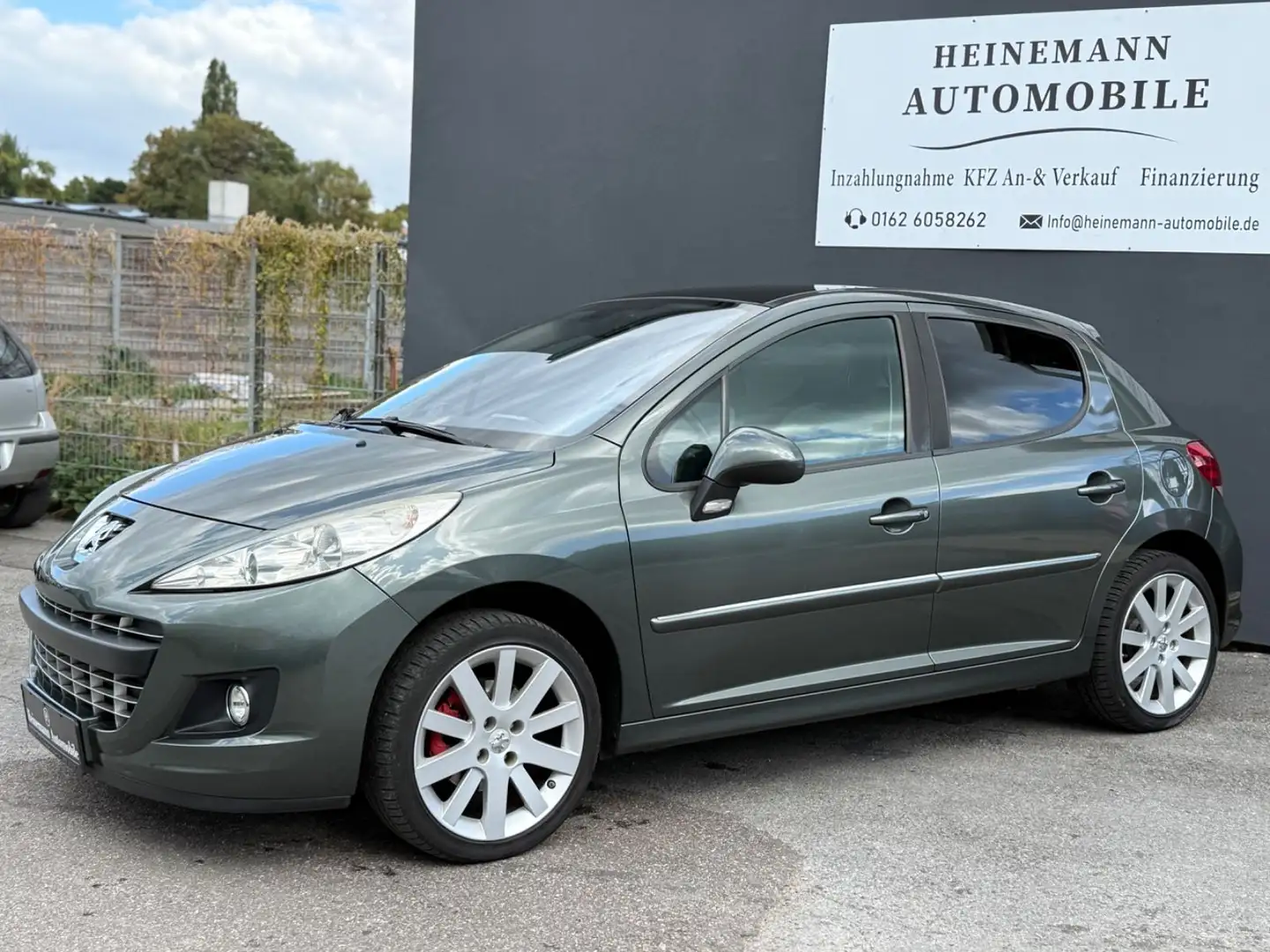 Peugeot 207 1.6 Platinum *PANO*JBL*17-ZOLL*SHZG*ALU* Grau - 2