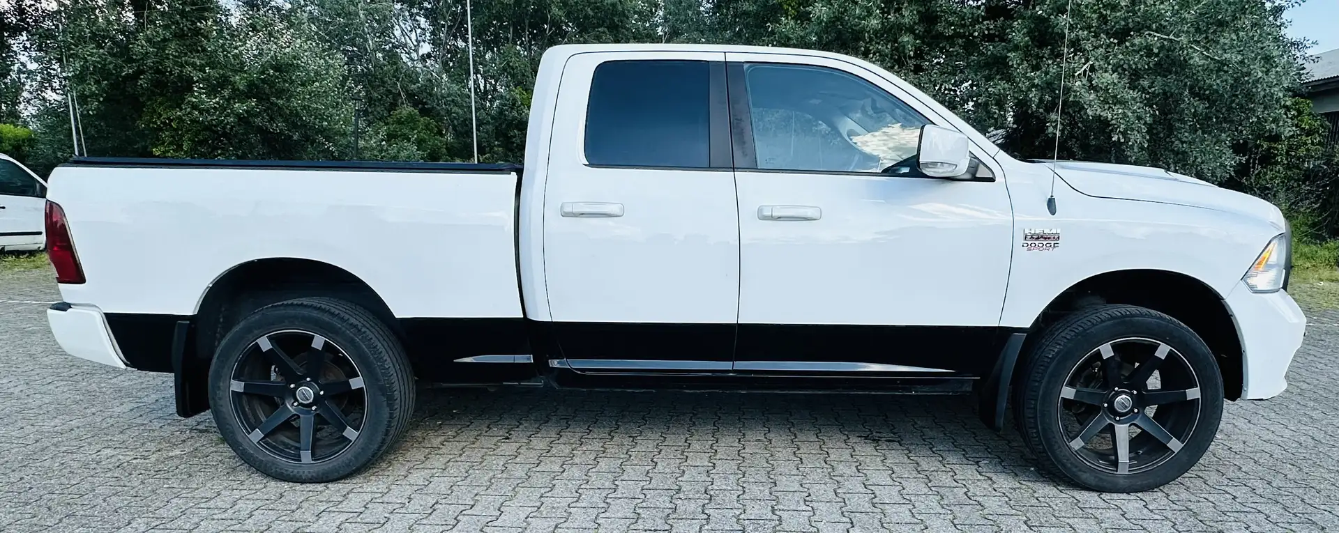 Dodge RAM 1500 hemi sport gpl - 2