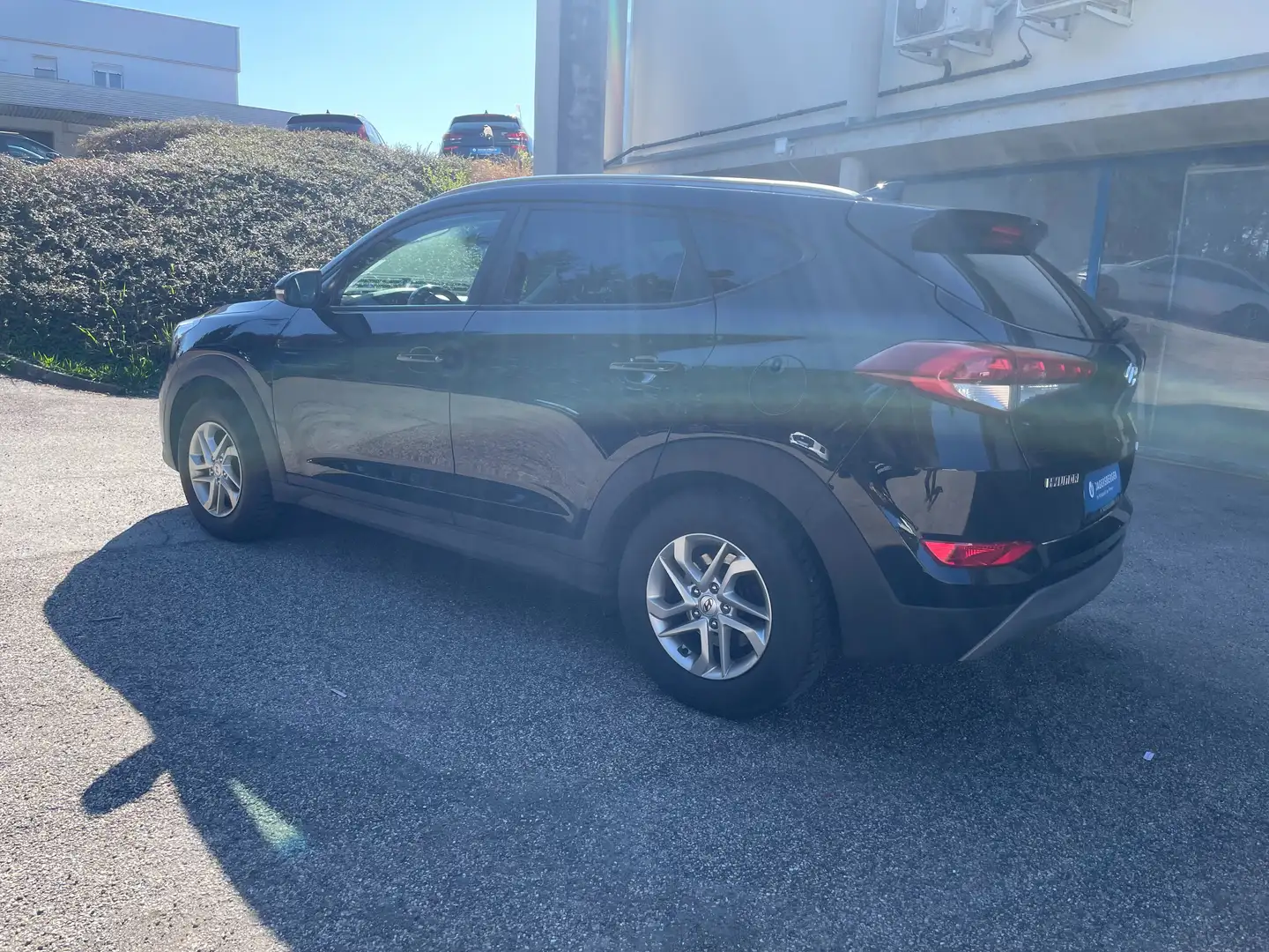 Hyundai TUCSON 2,0 Diesel Allrad Zwart - 2