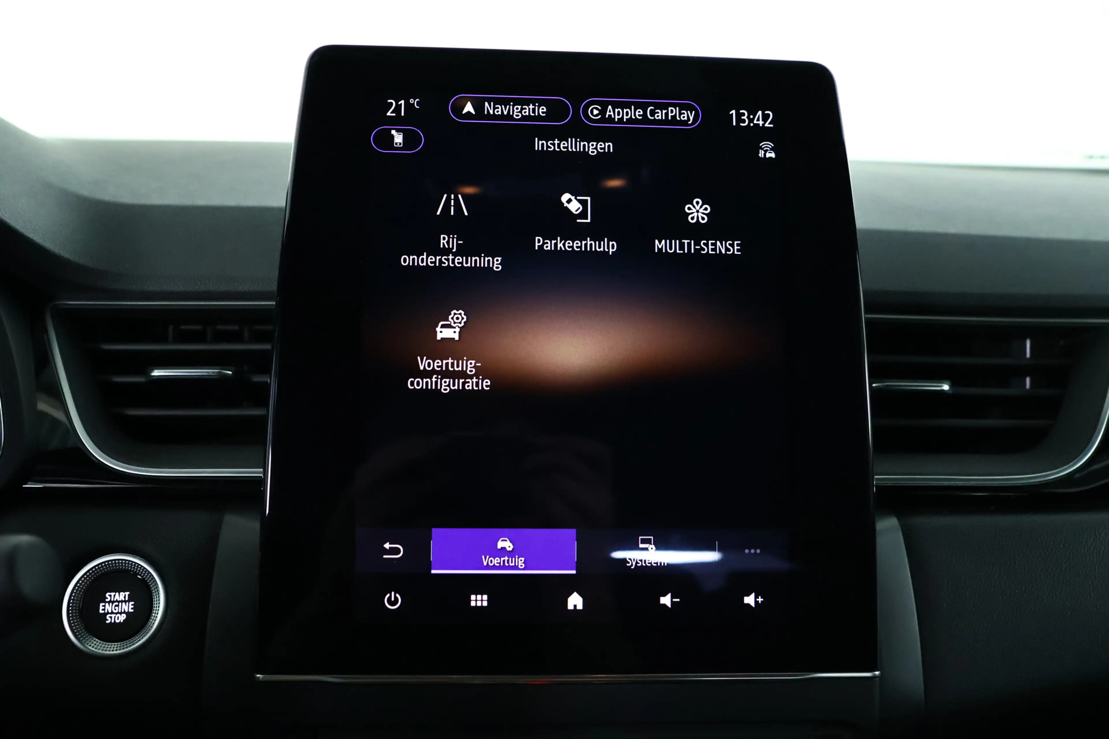 Renault Captur 1.3 mild hybrid 160 Rive Gauche Navi / Lane Assist — photo 25
