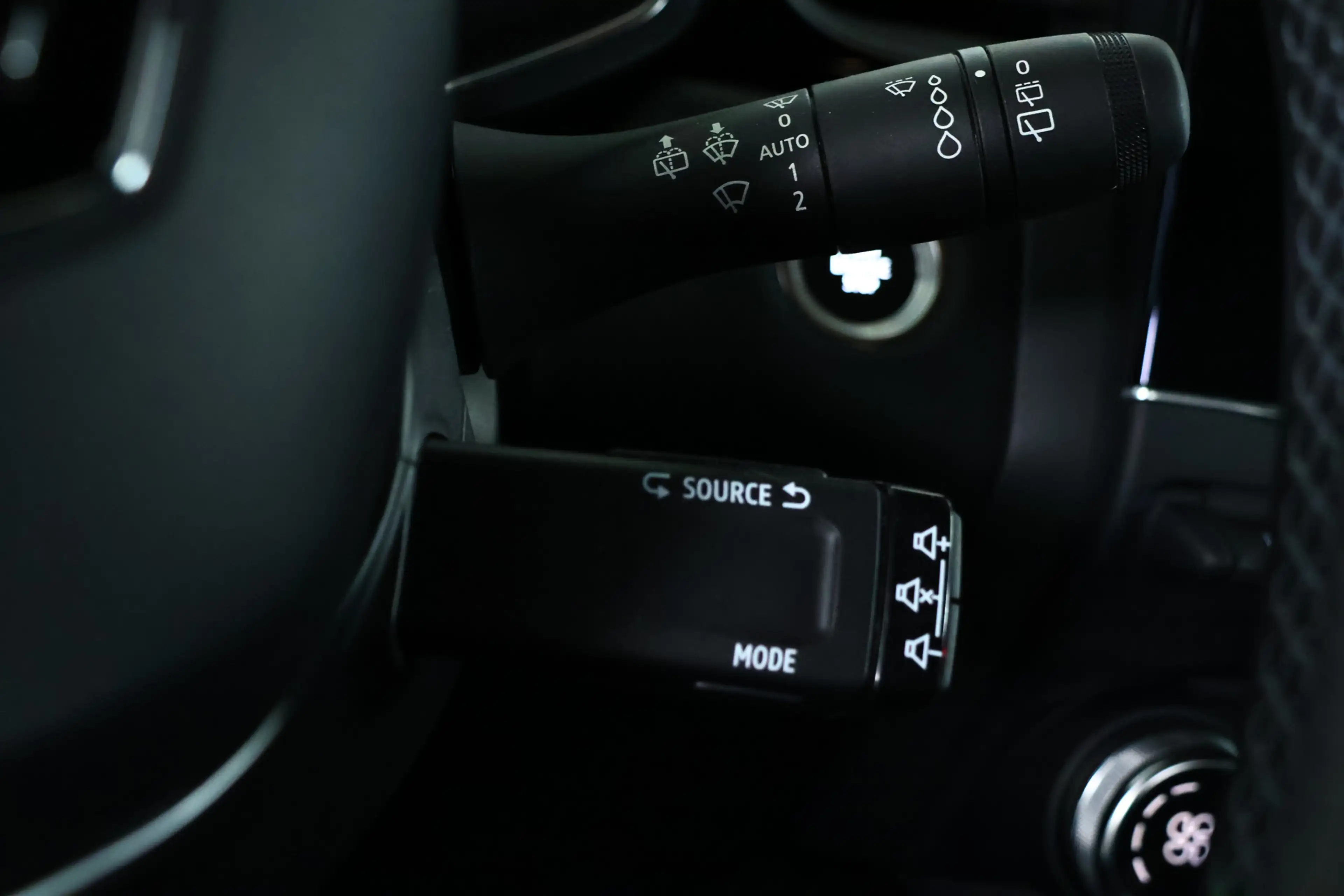 Renault Captur 1.3 mild hybrid 160 Rive Gauche Navi / Lane Assist — photo 21