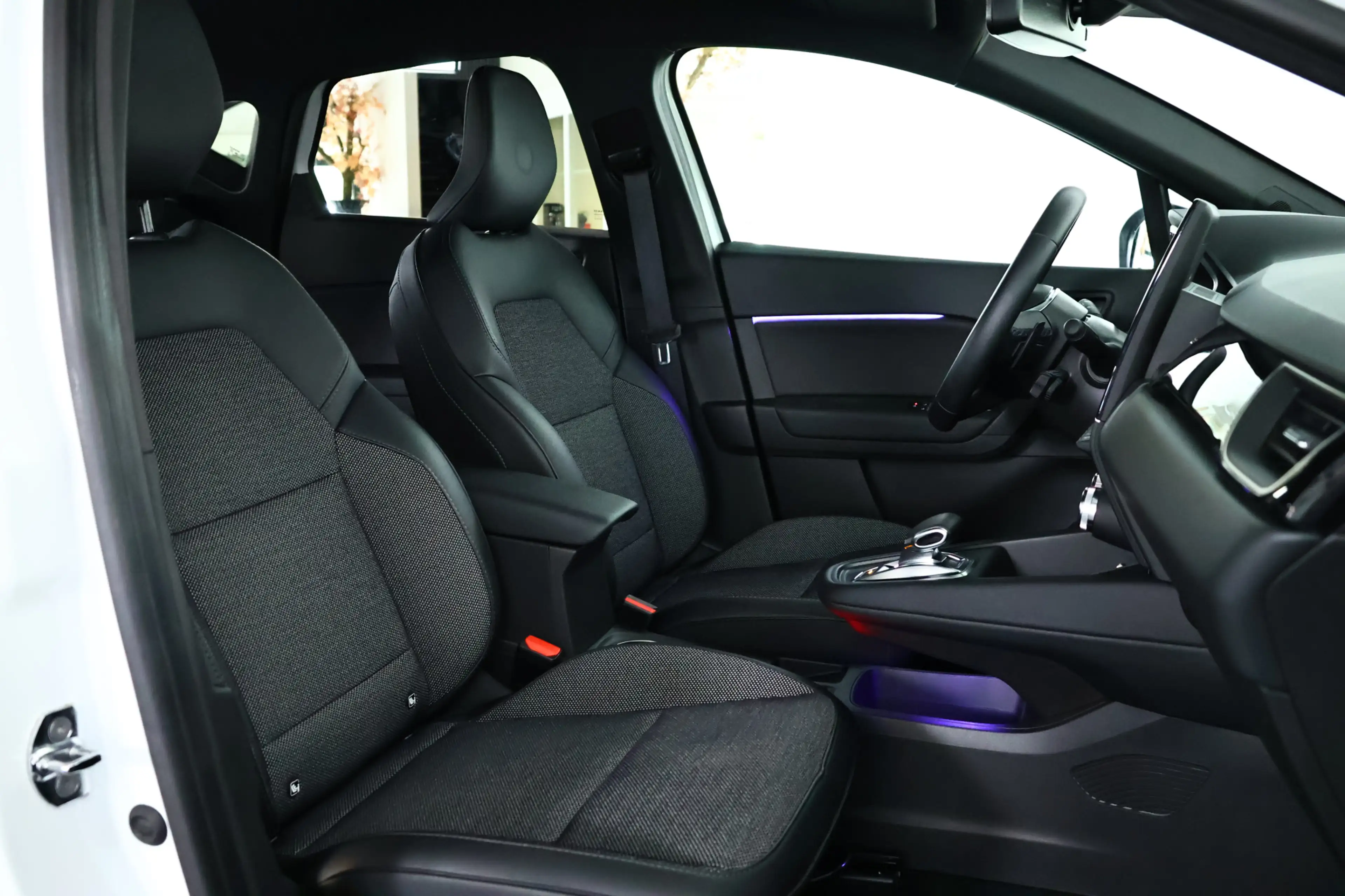 Renault Captur 1.3 mild hybrid 160 Rive Gauche Navi / Lane Assist — photo 14