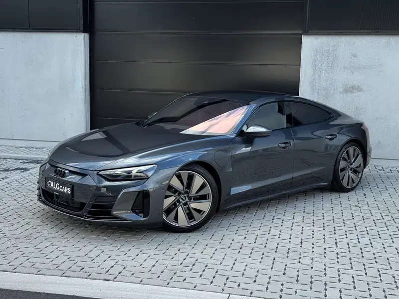 AUDI E-tron Gt