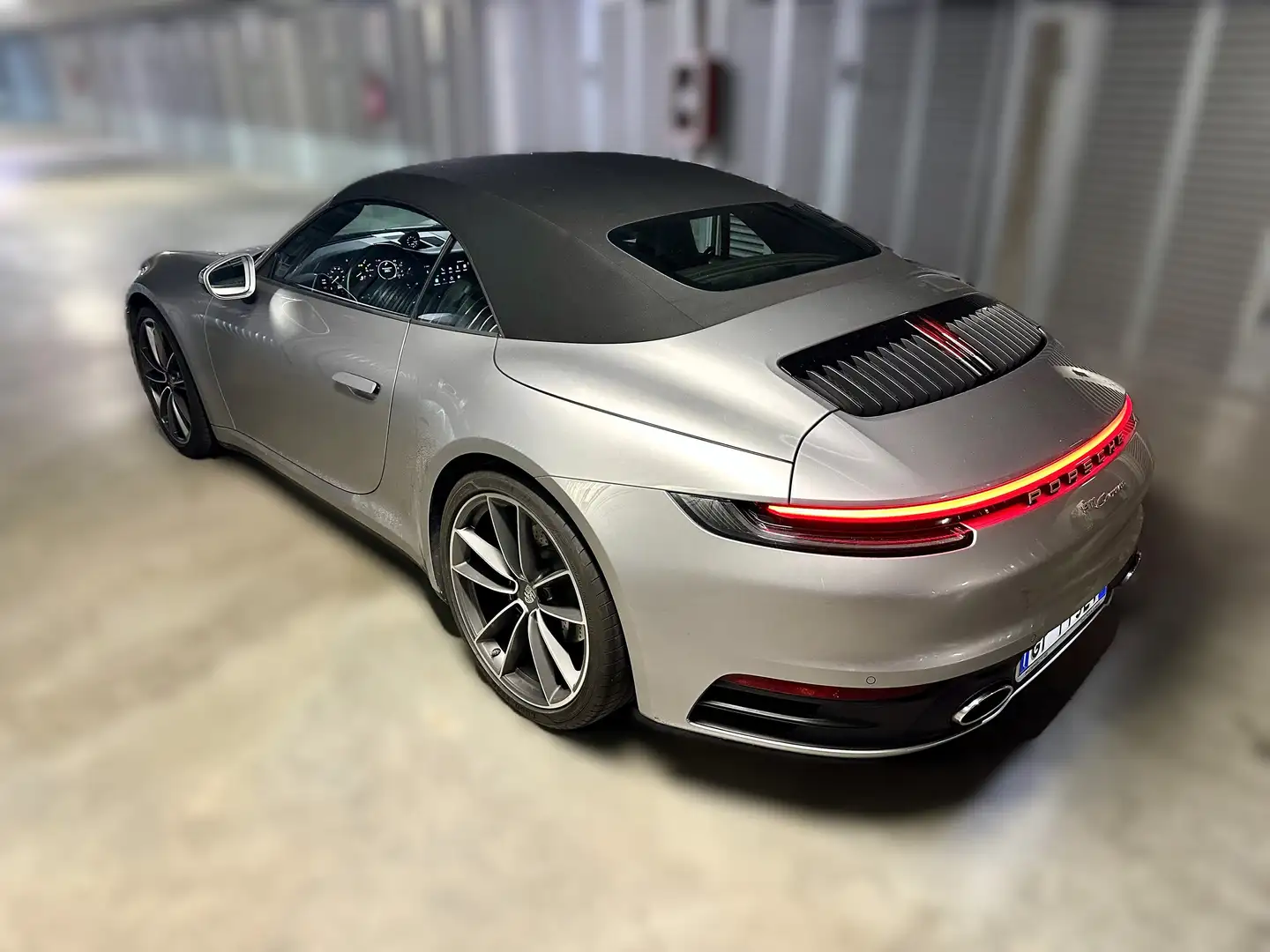 Porsche 911 911 Cabrio 3.0 Carrera auto 385 CV.  20.000 KM. Grigio - 2