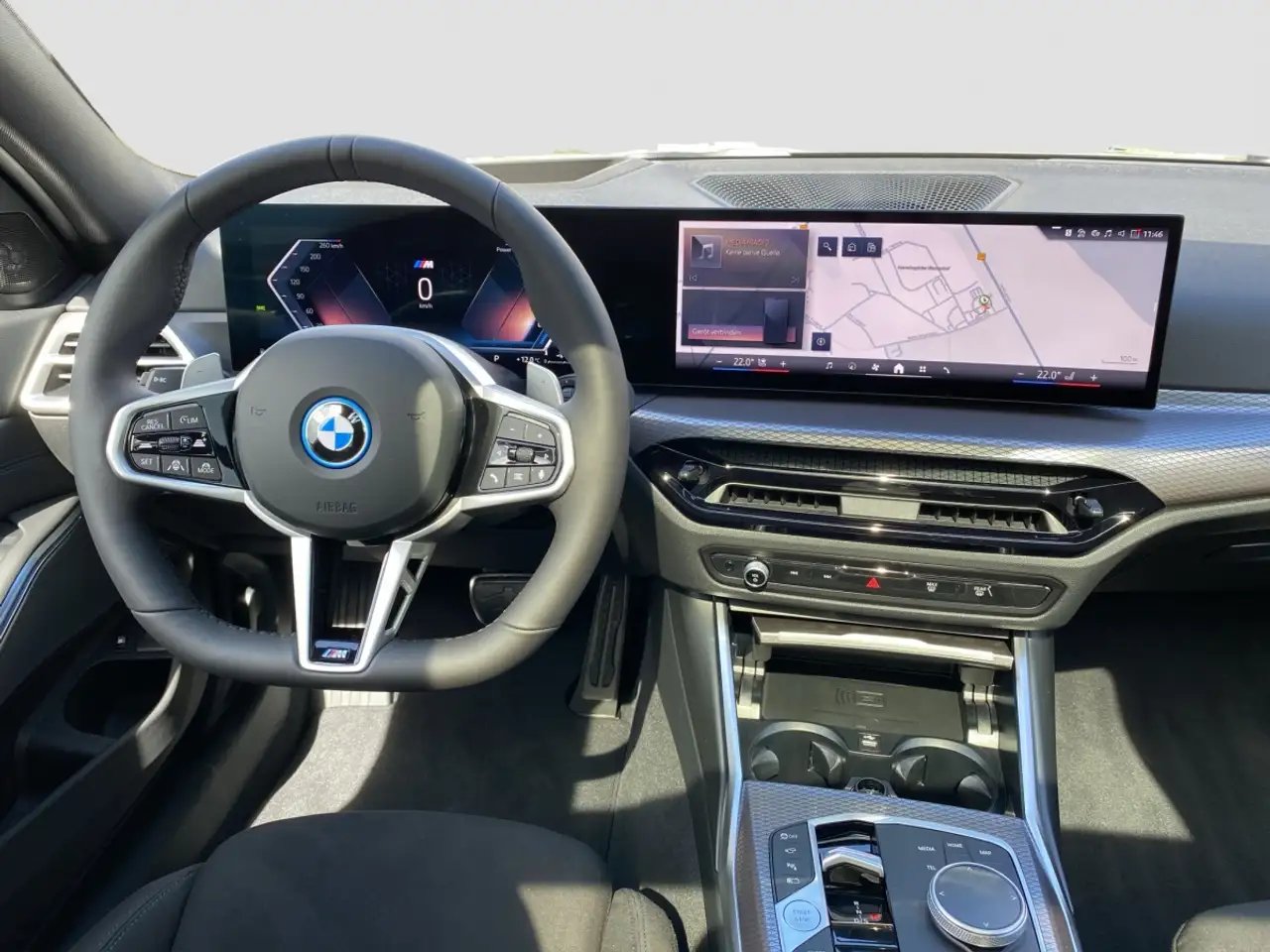 BMW 330 e xDrive Touring M-Sport AHK UPE 85.050 EUR 11