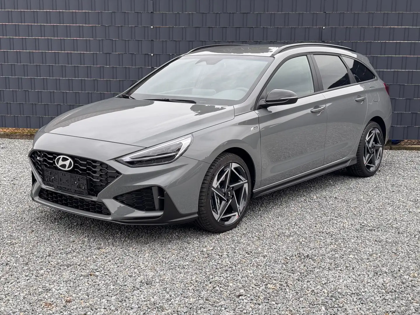 Hyundai i30 Kombi N-Line Facelift Automatik Grau - 2