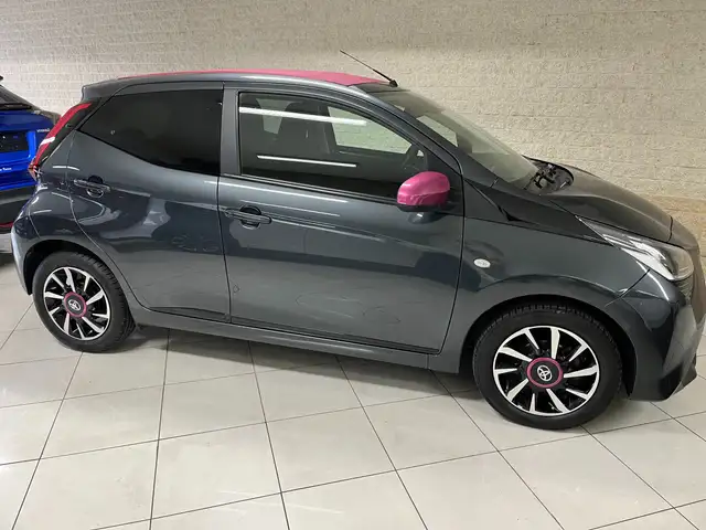 Toyota Aygo Aygo 1.0i VVT-i x-style II CABRIO