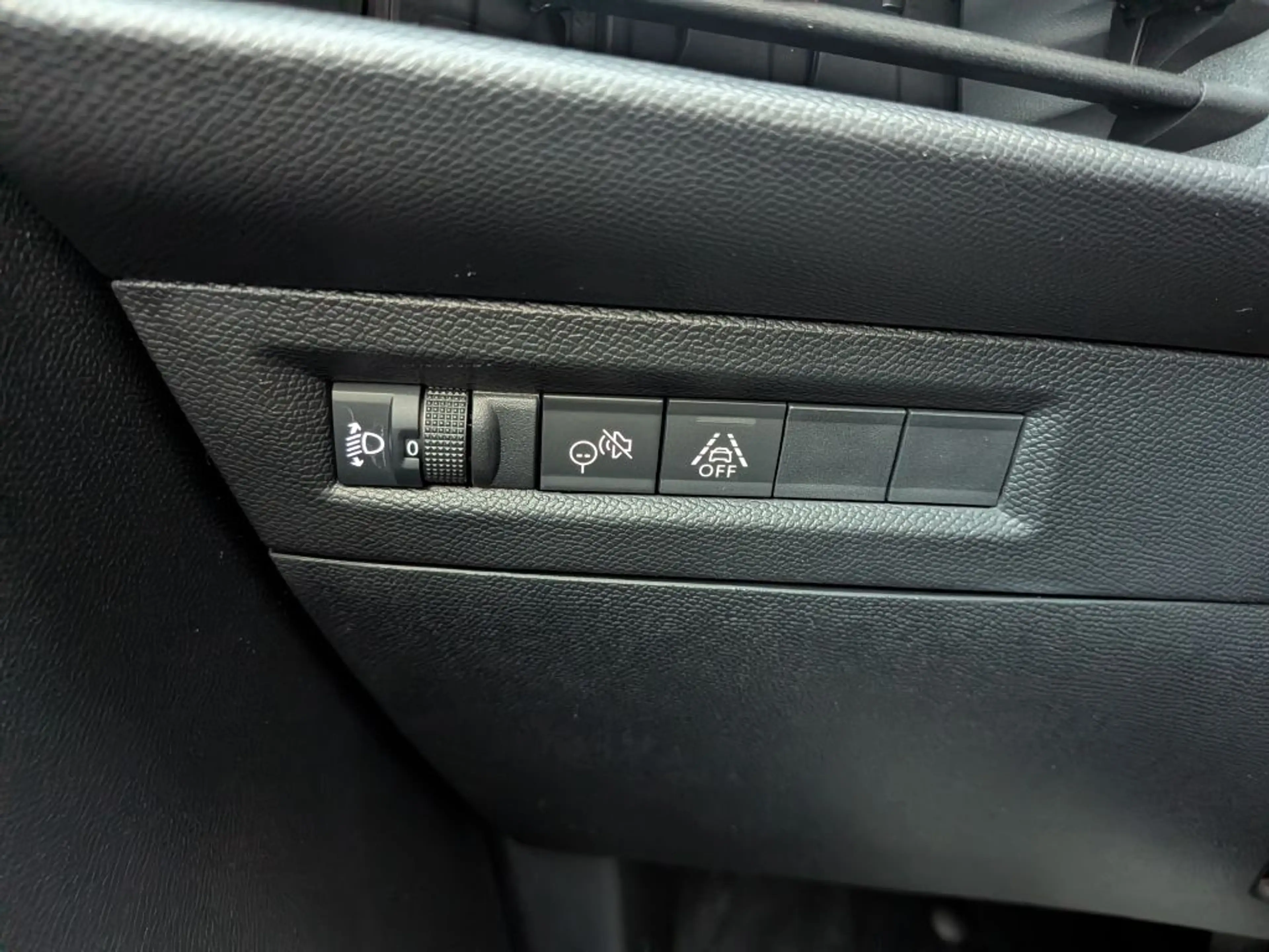 Opel Frontera Frontera-e GS — photo 15