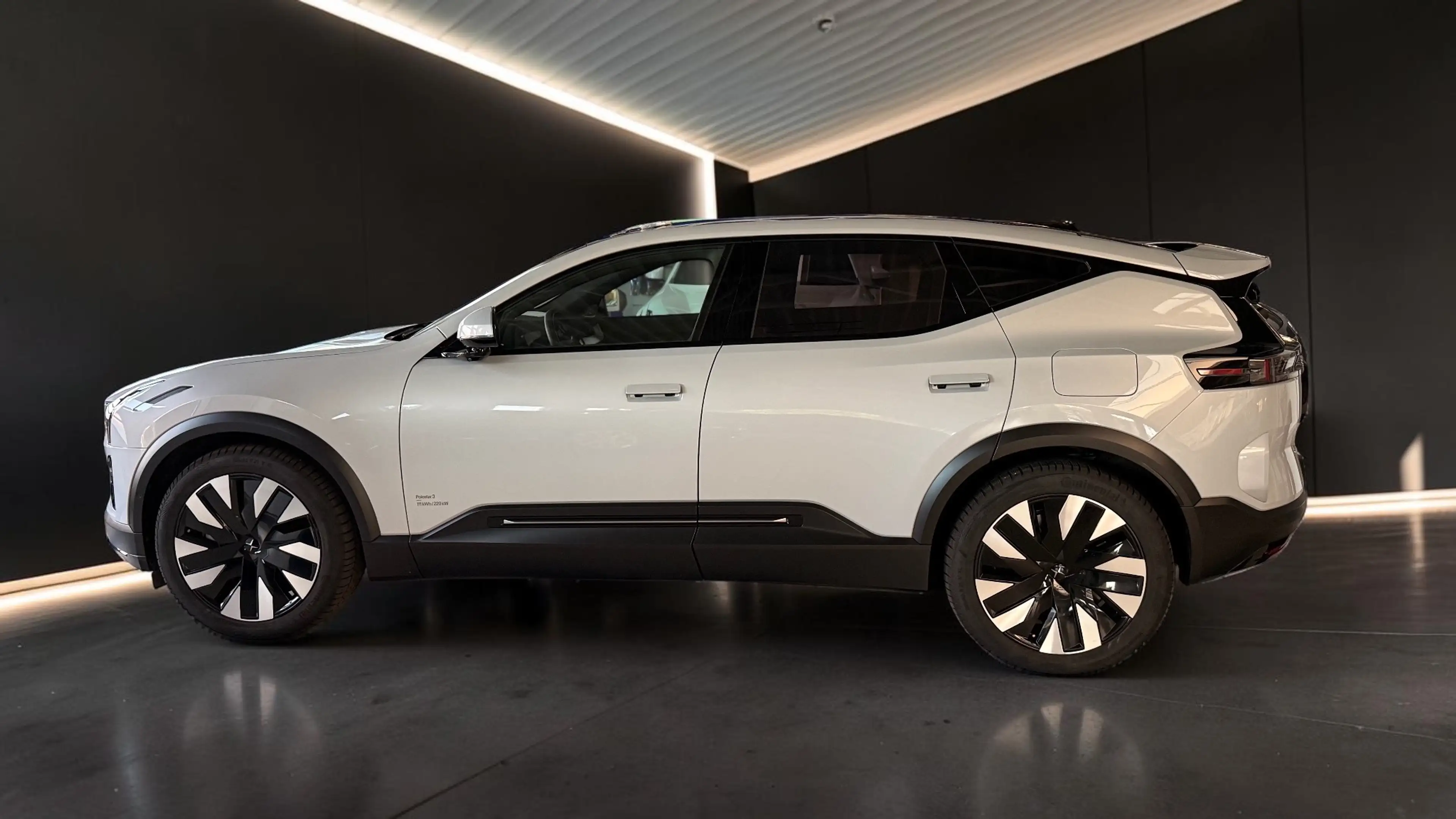 Polestar 3 Polestar 3 Long Range Single Motor 111 kWh – Pilot & Plus – Bowers & Wilkins – 16.957 km full — photo 3