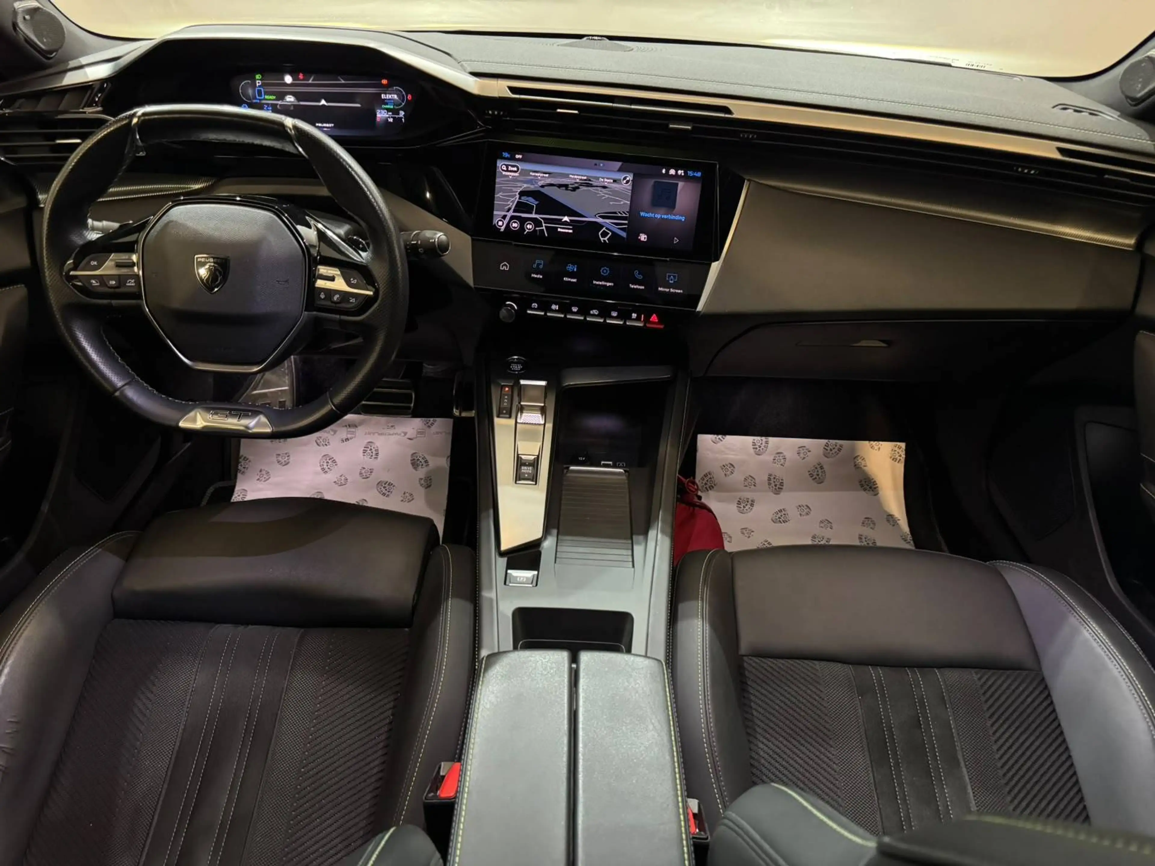 Peugeot 308 GT 1.6 Plug-in Hybrid – ACC / 360° / Alcantara / Memory / Navi / 18” — photo 10