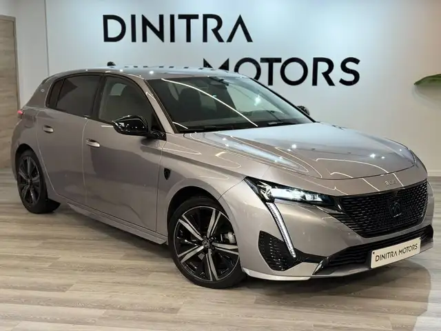 Peugeot 308 GT 1.6 Plug-in Hybrid – ACC / 360° / Alcantara / Memory / Navi / 18”