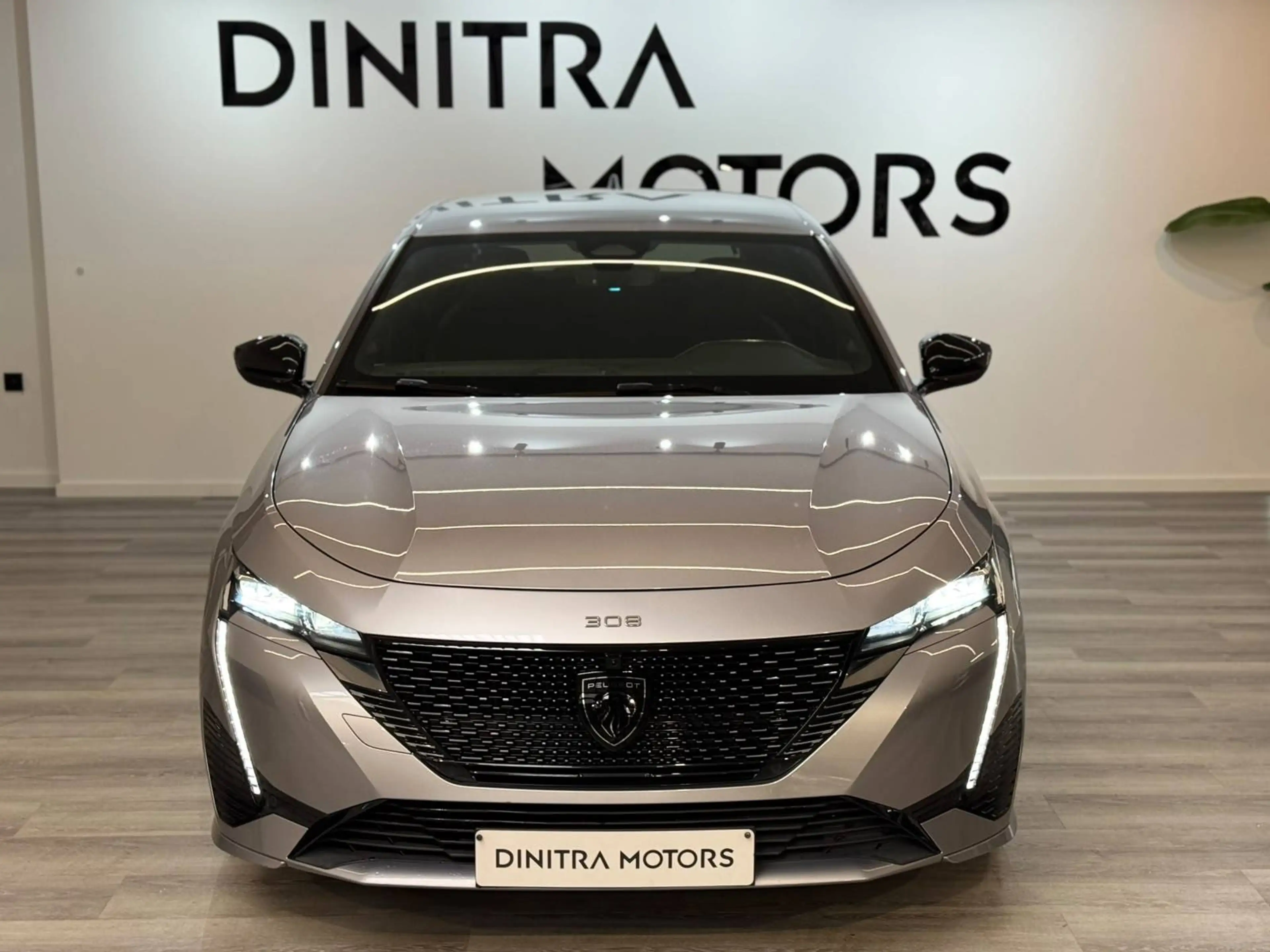 Peugeot 308 GT 1.6 Plug-in Hybrid – ACC / 360° / Alcantara / Memory / Navi / 18” — photo 2
