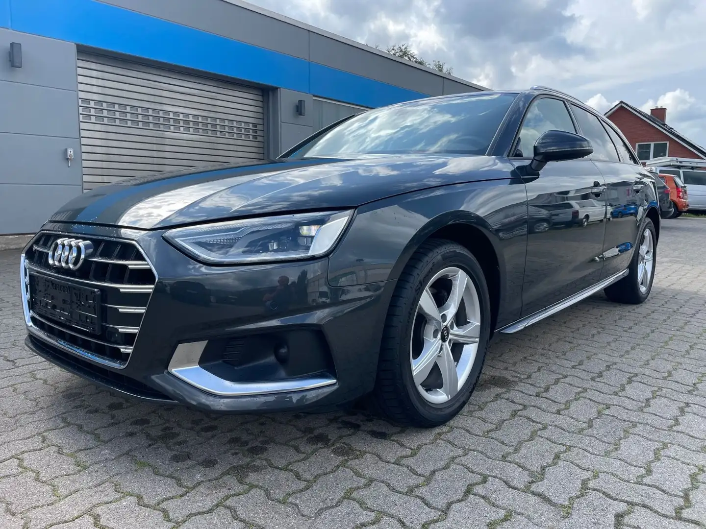 Audi A4 Avant 35 TDI advanced Gris - 1
