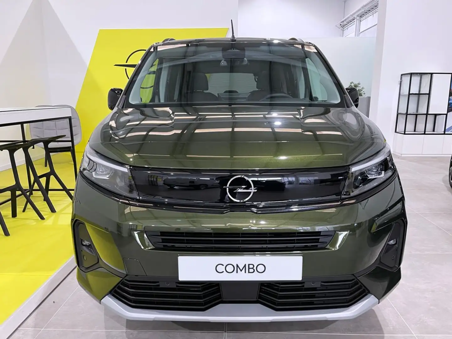 Opel Combo ultimate 100 Cv 1.5 Td S/S MT6 €6.4 ebis Verde - 2