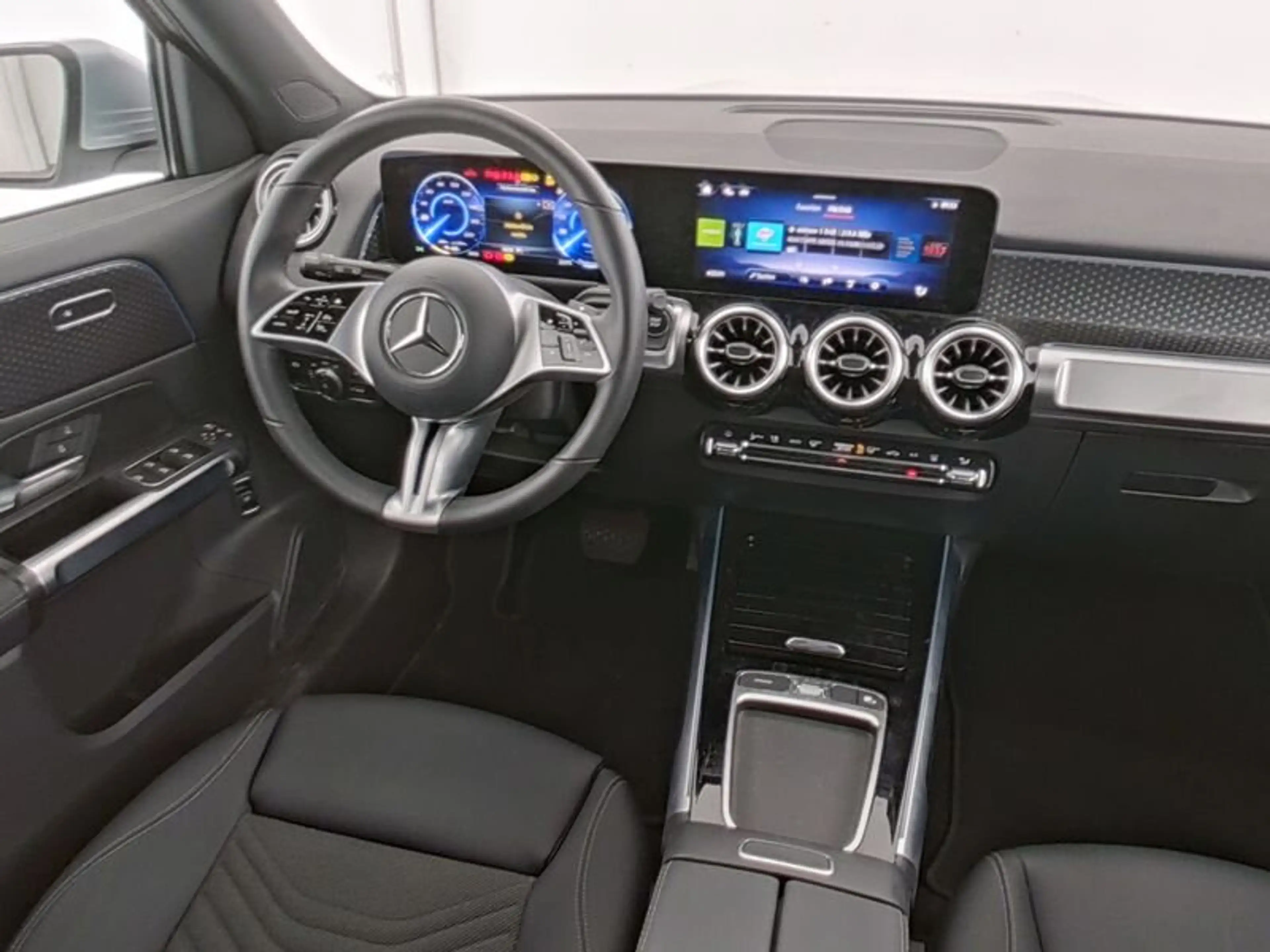 Mercedes-Benz EQB 300 EQB 300 4M Progressive *EASY*AMBI*LED*DAB*KAMERA* — photo 6