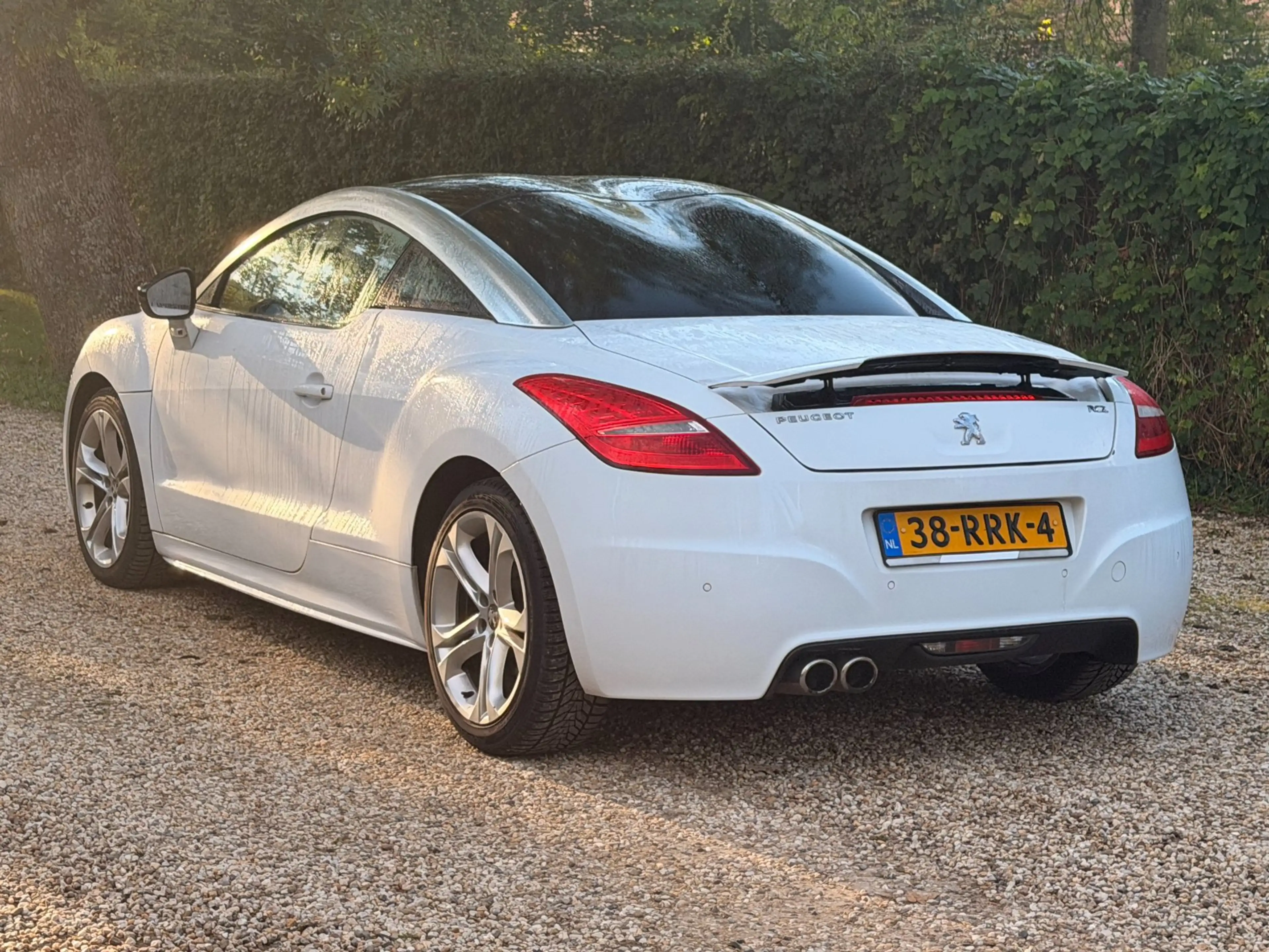 Peugeot RCZ 1.6 THP 200| JBL|Xenon|2e eigenaar — photo 2